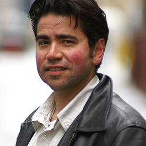 derek headshot