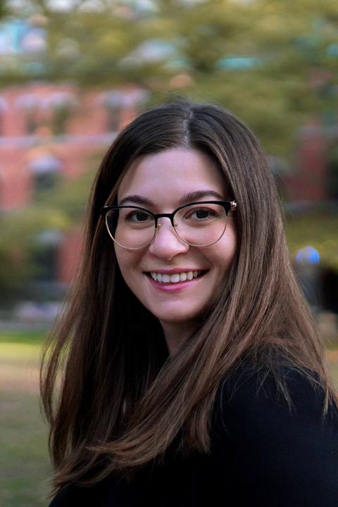 Headshot of Lauren Gonzalez, Assistant Director of Scientific Communication in the Graduate Writing Lab