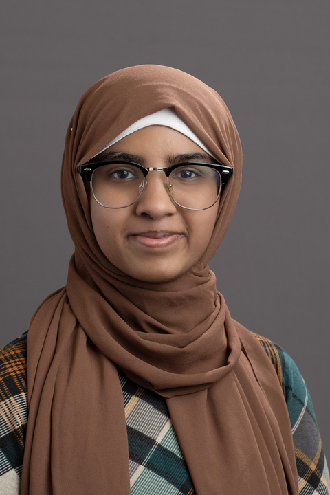 Headshot of Ismihan Abdelkadir, Woodbridge Fellow in the Poorvu Center's Office of Educational Opportunities (OEO)