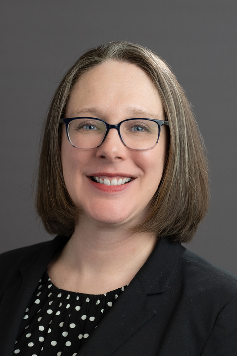 Headshot of Julie McGurk, Director of the Poorvu Center's Teaching Development and Initiatives (TDI) team