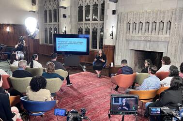 Dr. Laurie Santos, presenting at Yale Parents event
